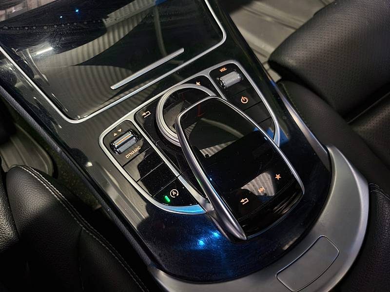 MERCEDES CLASSE C220 D 9G-TRONIC 170cv FASCINATION / TOIT OUVRANT / SUIVI COMPLET MERCEDES / PACK AM