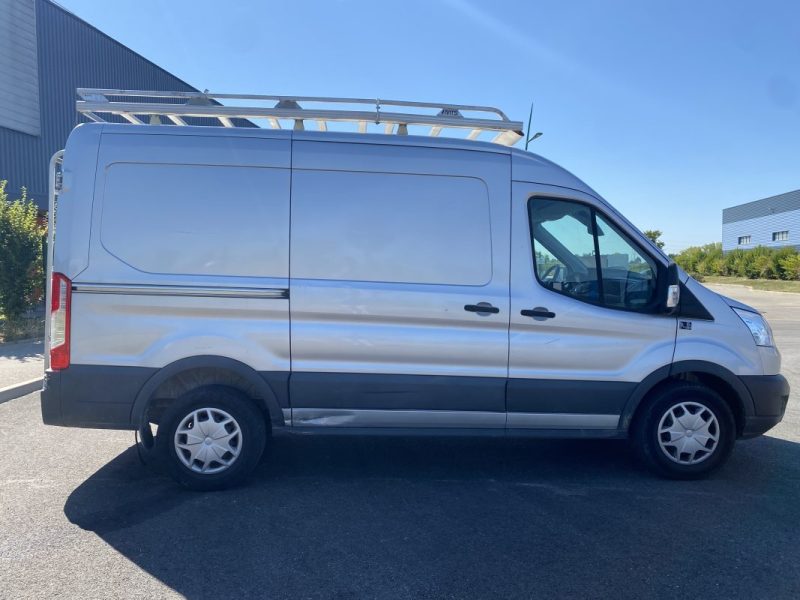 FORD TRANSIT L2H2 2.0 L TDCI 130 ch Boîte automatique, 3 places