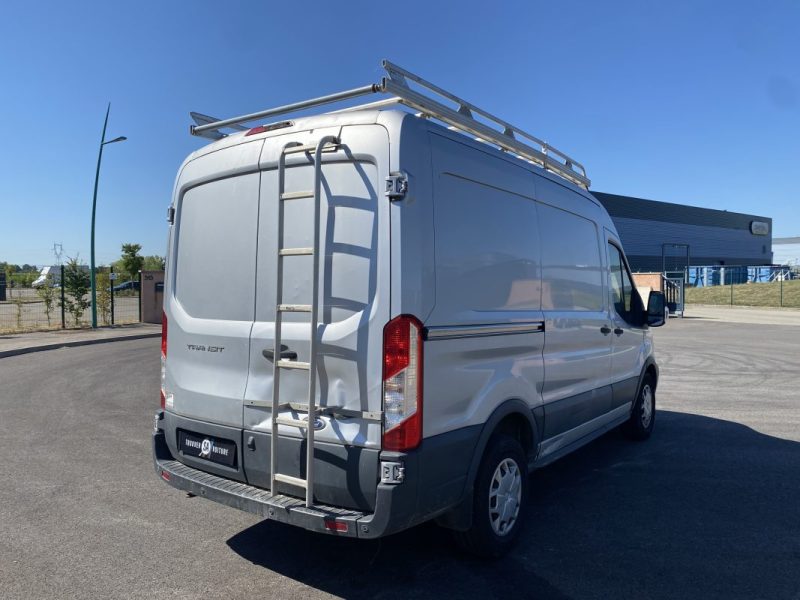 FORD TRANSIT L2H2 2.0 L TDCI 130 ch Boîte automatique, 3 places