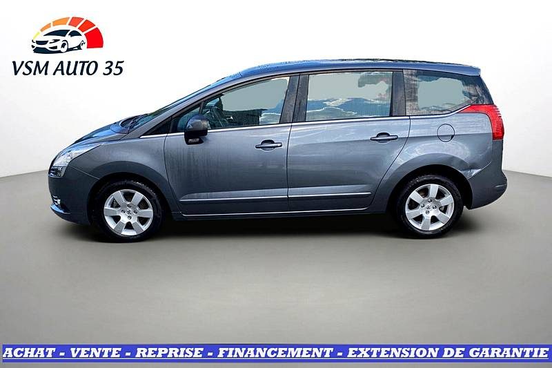 PEUGEOT 5008 1.6 HDi 112cv Premium BVM6