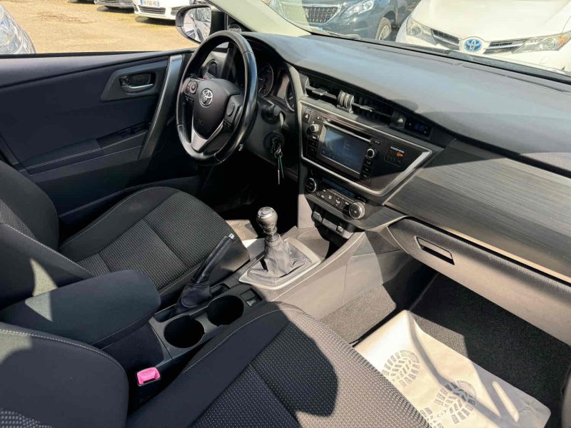 TOYOTA AURIS Break 2.0 D-4D 124ch