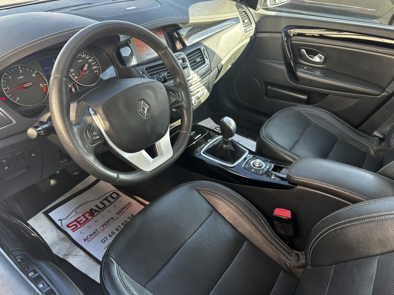 RENAULT LAGUNA III 2011