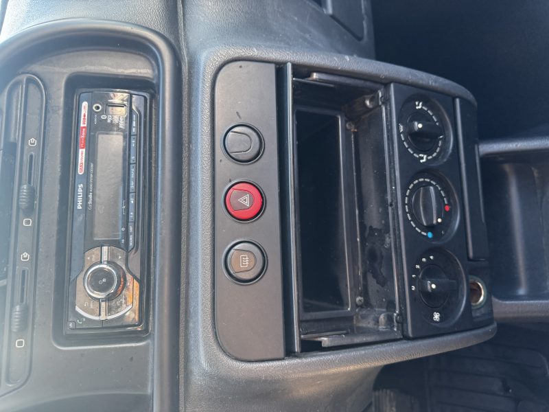 PEUGEOT PARTNER Monospace 2002