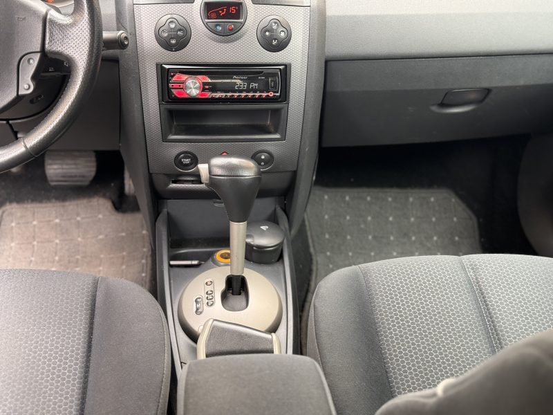 RENAULT MEGANE 2 2003