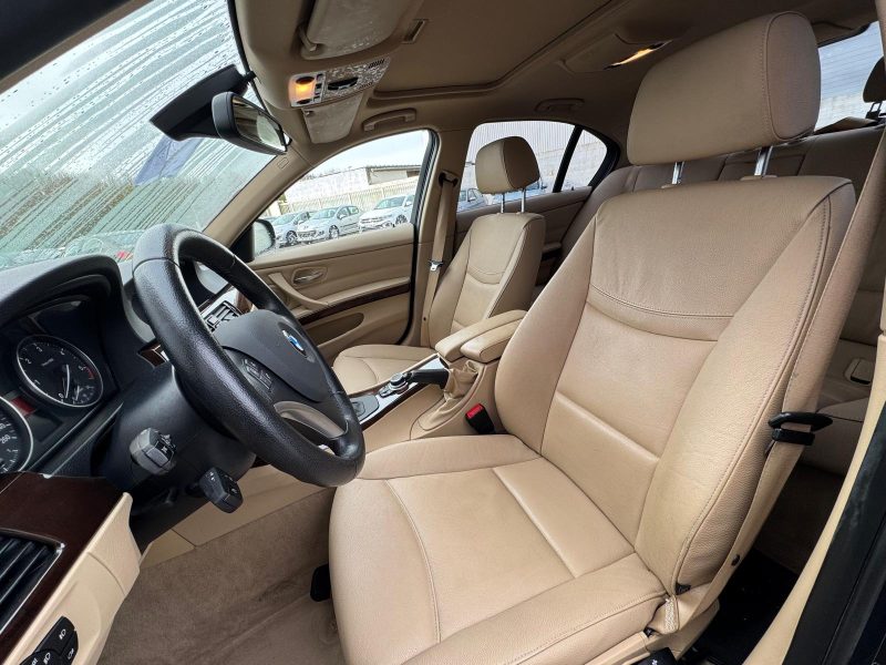 B.M.W. SERIE 3 330D 2010