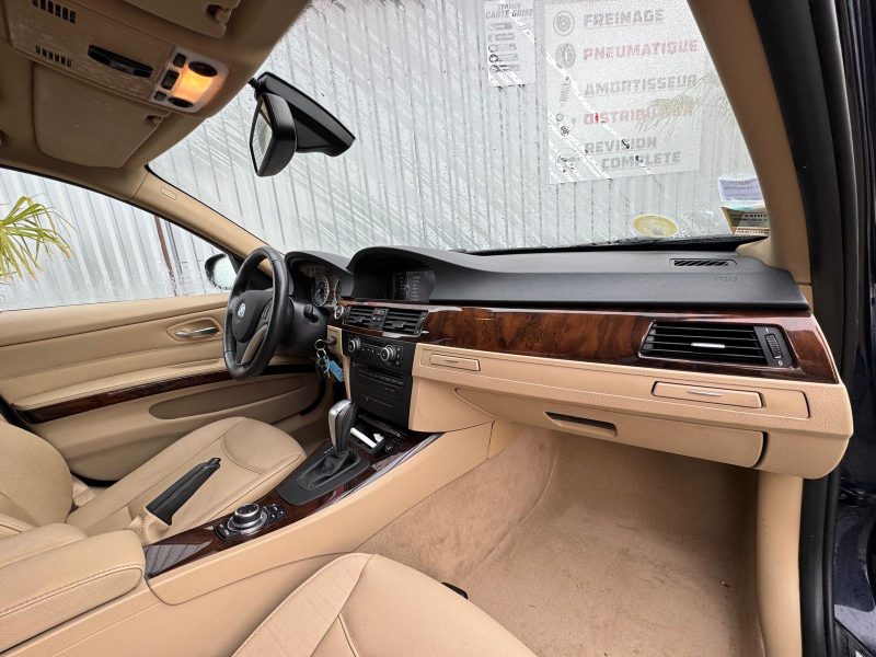 B.M.W. SERIE 3 330D 2010