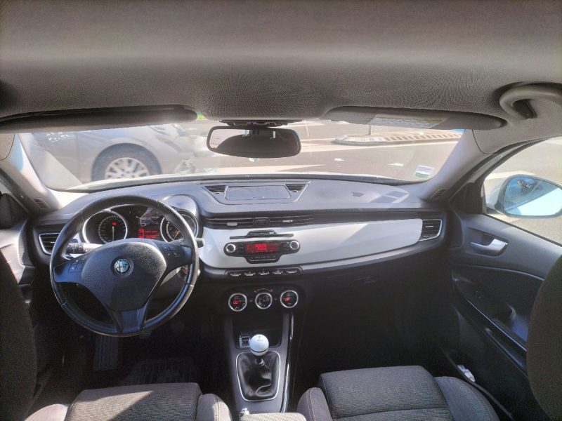 ALFA ROMEO GIULIETTA 2011