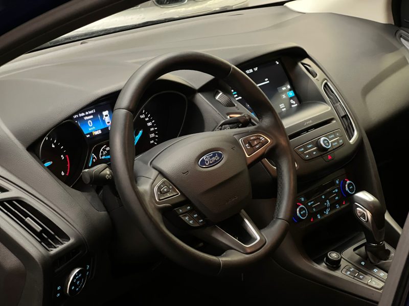 FORD FOCUS 1.5 TDCI 120CH POWERSHIFT BUSINESS