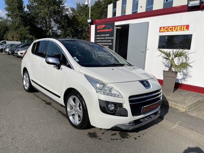 PEUGEOT 3008  2011