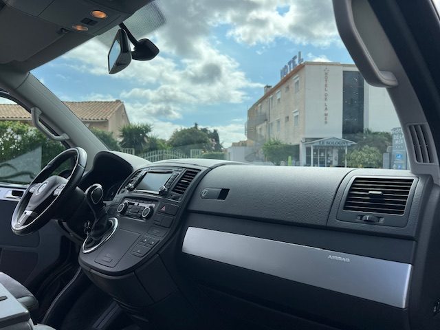 VOLKSWAGEN T5 MULTIVAN 2,0 TDI LIFE AUTOMATIQUE