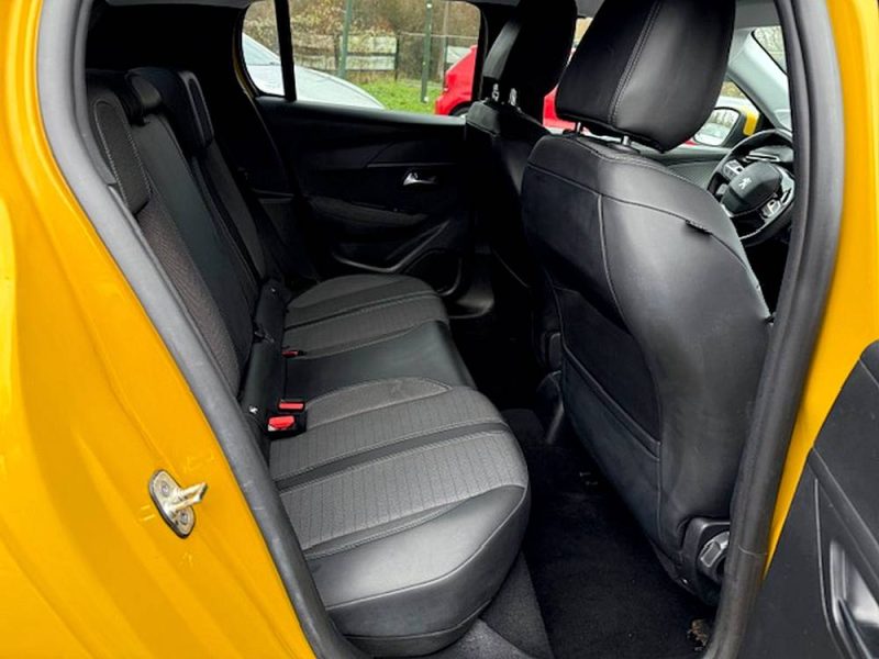 PEUGEOT 208 II 2021 - 39298 KM