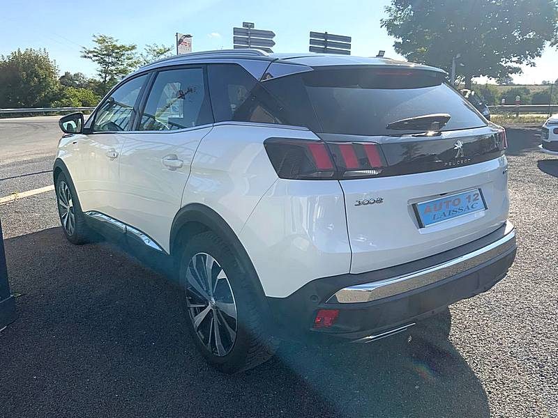 PEUGEOT 3008 2017