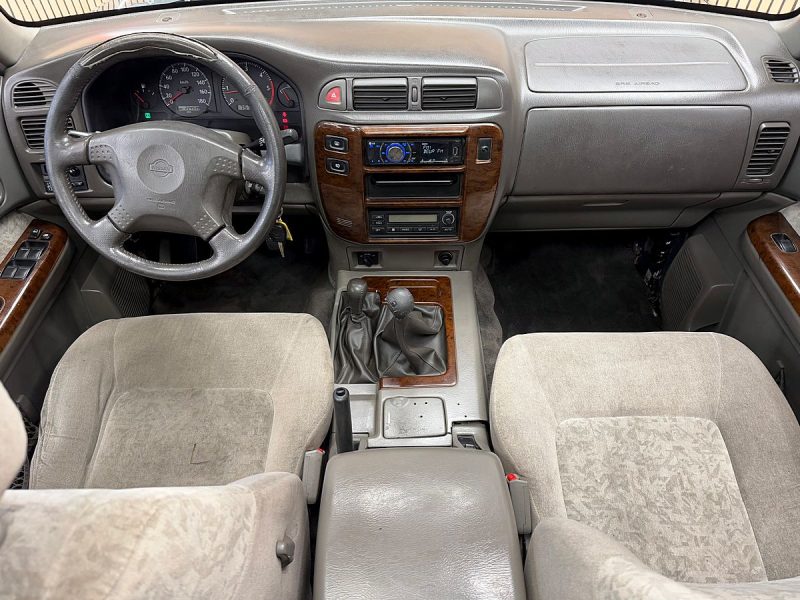 NISSAN PATROL 2001