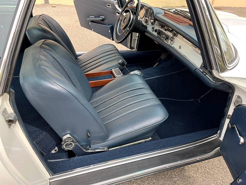 MERCEDES 280 SL Pagode 1968
