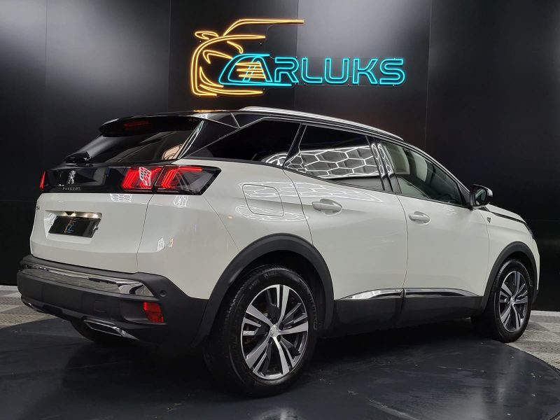 PEUGEOT 3008 II 1.2 PureTech 130cv Road Trip Boîte Auto EAT8