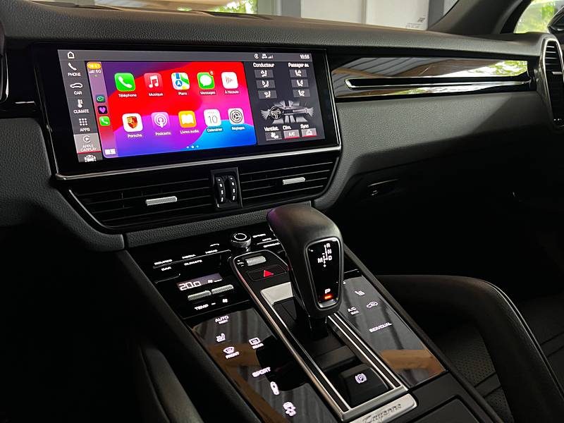 PORSCHE CAYENNE 2018