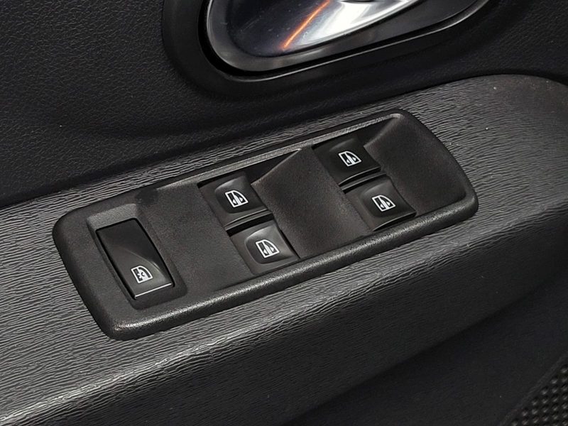 DACIA LODGY 1.5 BluedCi 115cv Stepway BVM6 7 Places