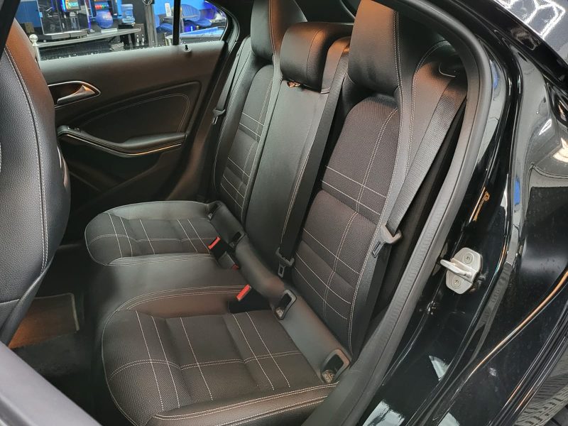 MERCEDES-BENZ CLASSE A 180d Sensation Boîte Auto 7G-DCT