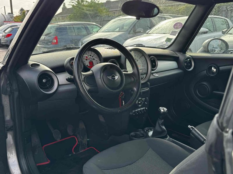 MINI CABRIOLET 98 CV