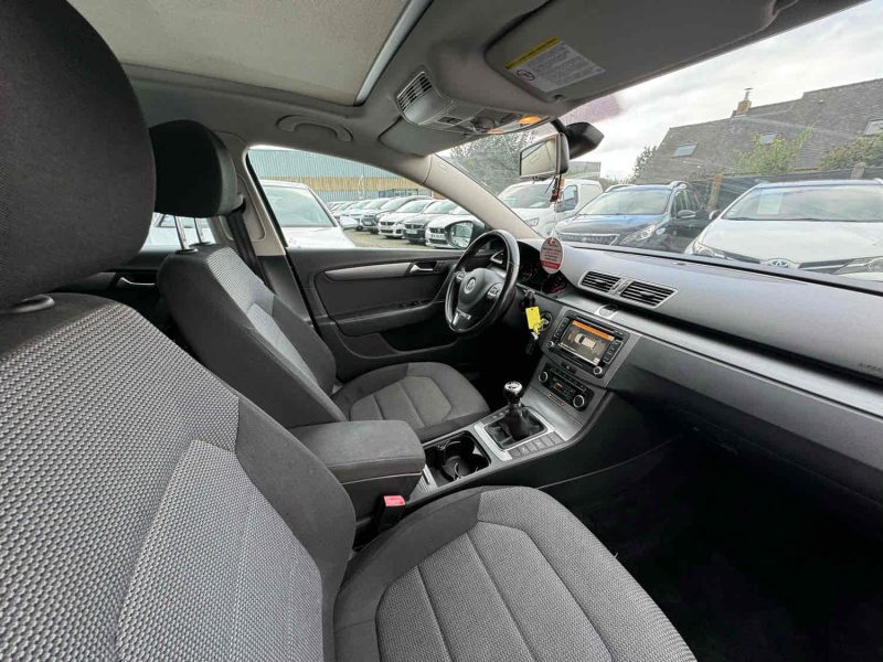 VOLKSWAGEN PASSAT SW