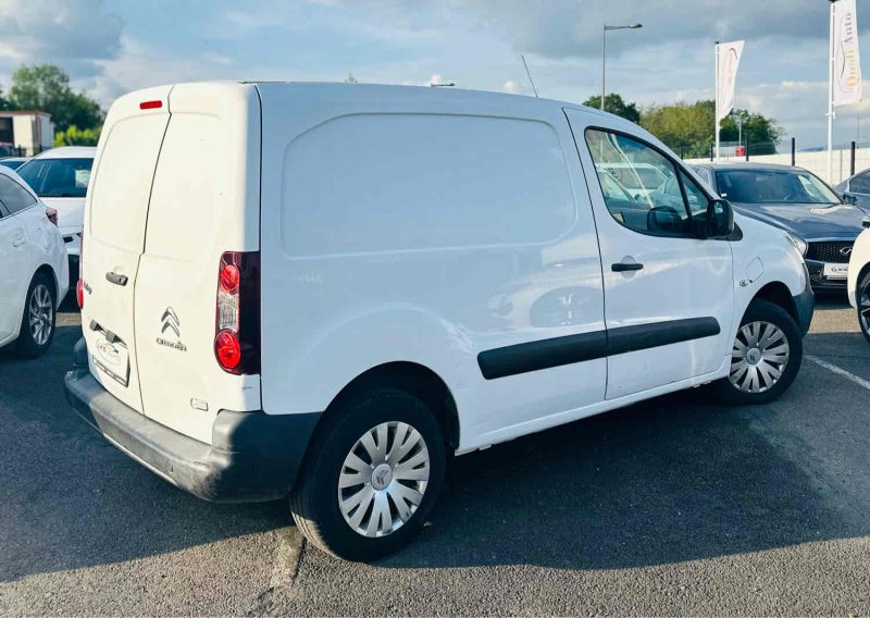 CITROEN BERLINGO ELECTRIC TAILLE M Club / TVA RECUPERABLE