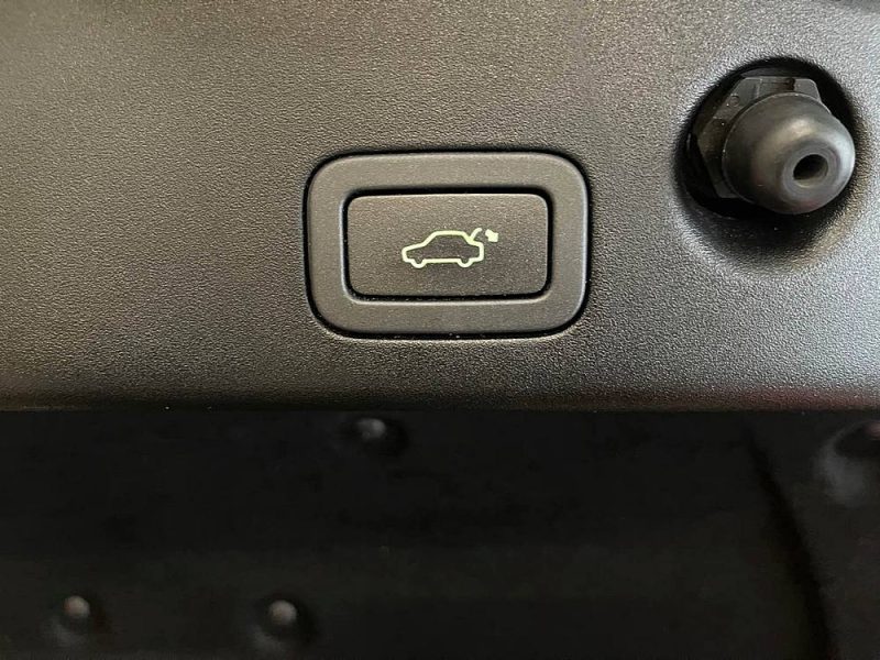 JAGUAR XJ 3.0 D V6 300ch BVA8 LUXE PREMIUM GARANTIE 12 MOIS, HISTORIQUE COMPLET, DISTRIBUTION OK