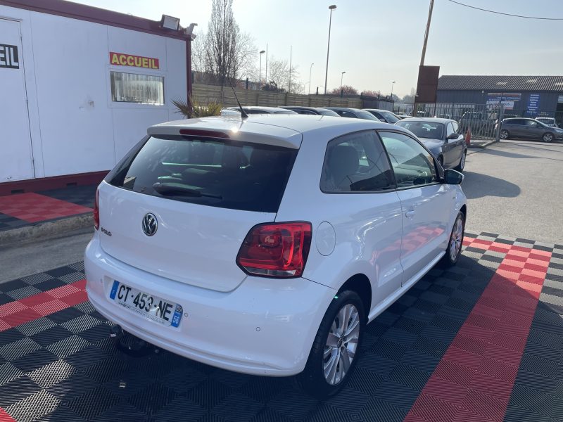 VOLKSWAGEN POLO 2013