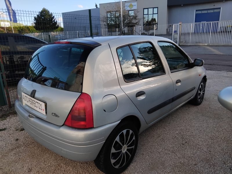 RENAULT CLIO II 1998