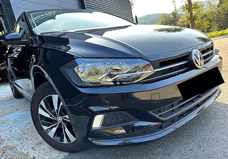 Volkswagen Polo VI 1.0 75 CONFORTLINE