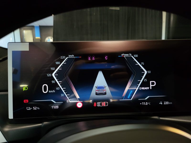 BMW i4 eDrive 35 286cv M SPORT / SIEGES ELECTRIQUES+TOIT OUVRANT+CAMERA 360°+CARPLAY+VIRTUAL COCKPIT