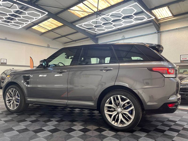LAND ROVER RANGE ROVER SPORT II 1ERE MAIN SVR 5.0 V8 550ch SUPERCHARGED FULL GARANTIE 12 MOIS