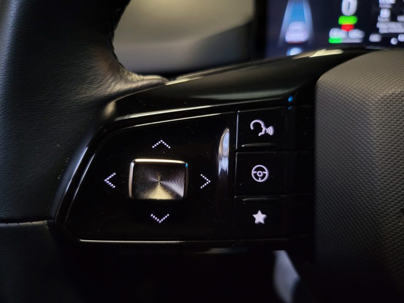 MG MG 4 EV Maximum Range 204cv CONFORT / CARPLAY+RADAR DE RECUL+VIRTUAL COCKPIT+1ERE MAIN+ENTRETIEN