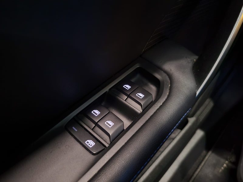 MG MG 4 EV Maximum Range 204cv CONFORT / CARPLAY+RADAR DE RECUL+VIRTUAL COCKPIT+1ERE MAIN+ENTRETIEN