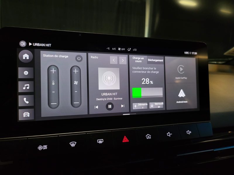 MG MG 4 EV Maximum Range 204cv CONFORT / CARPLAY+RADAR DE RECUL+VIRTUAL COCKPIT+1ERE MAIN+ENTRETIEN