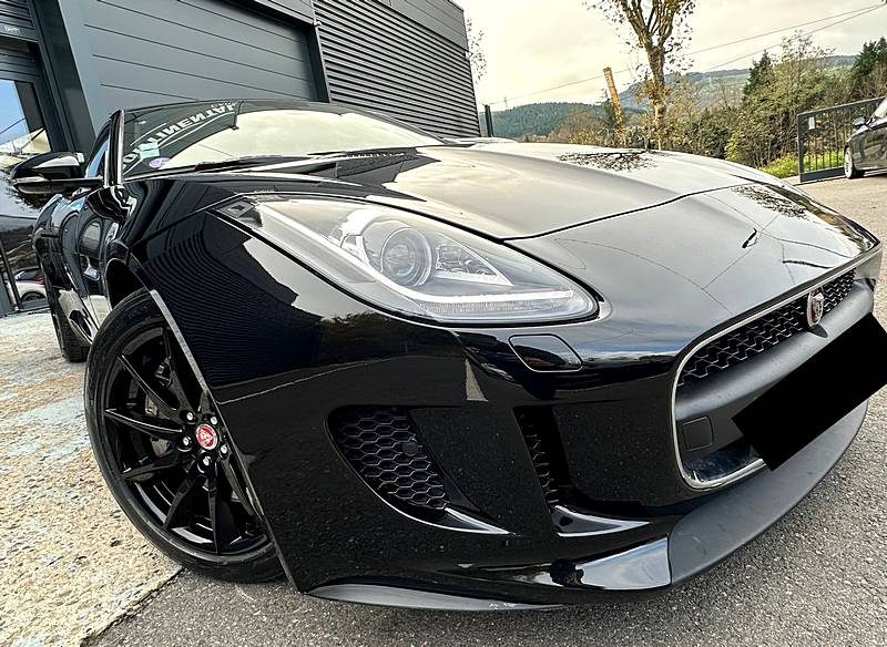 JAGUAR F-Type COUPE 3.0 V6 340 R-Dynamic*1°Main*PANO*CAMERA*MERIDIAN*