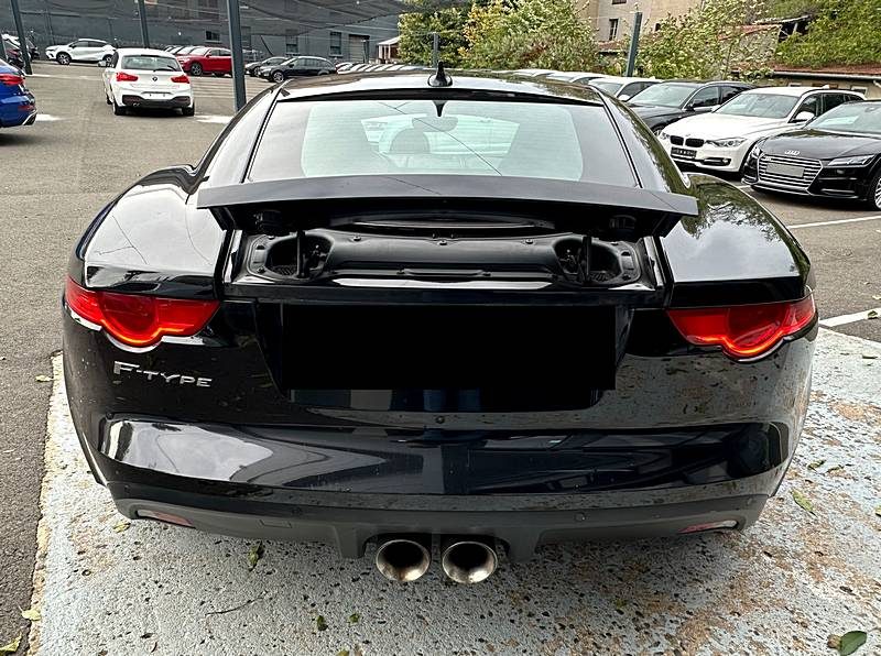JAGUAR F-Type COUPE 3.0 V6 340 R-Dynamic*1°Main*PANO*CAMERA*MERIDIAN*