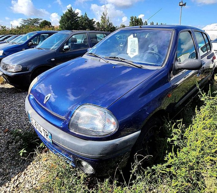 RENAULT CLIO II 1998