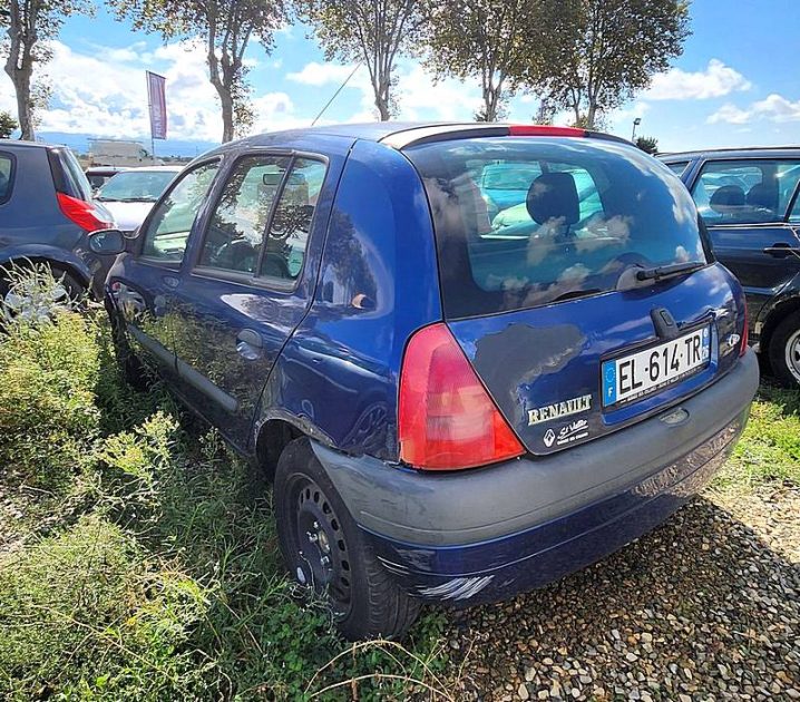 RENAULT CLIO II 1998
