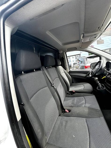 MERCEDES VITO 2012