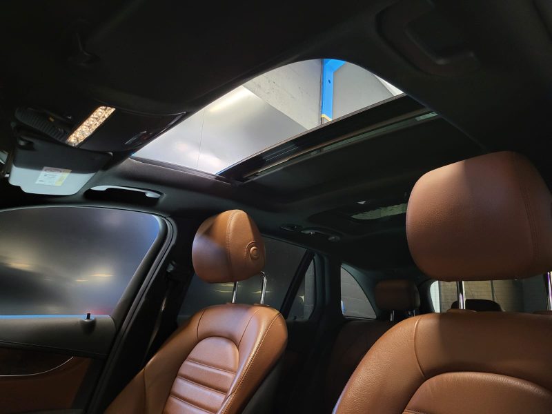 MERCEDES CLASSE GLC 250 4MATIC 211cv FASCINATION / ENTRETIEN COMPLET MERCEDES+SIEGES ELECTRIQUES+TOI