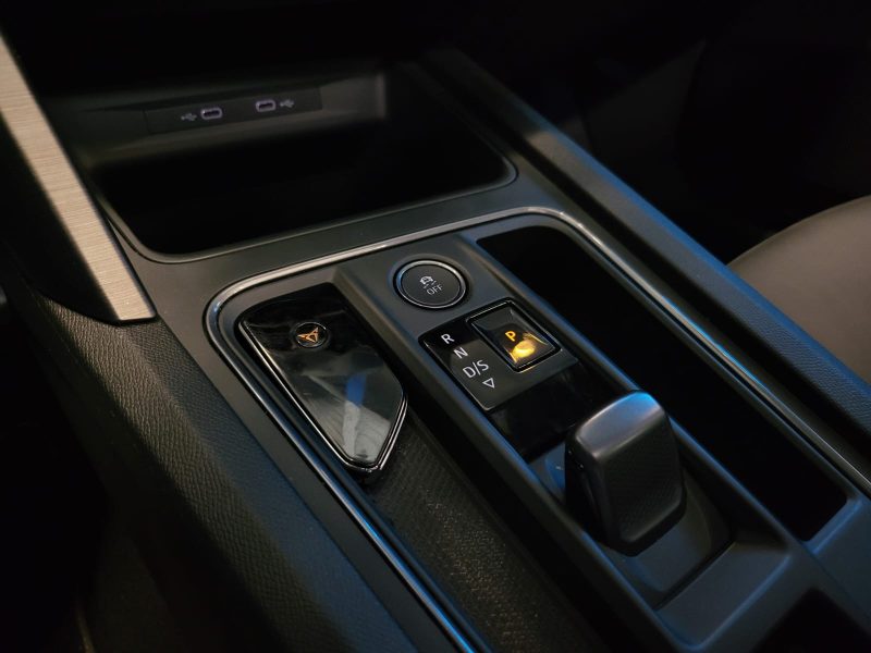 CUPRA LEON 1.4 e-hybrid 245cv VZ / 1ERE MAIN+ENTRETIEN COMPLET CUPRA+SIEGE ELECTRIQUE+TOIT OUVRANT+S