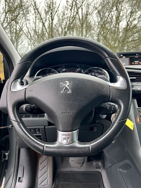 PEUGEOT 3008 Monospace 2014