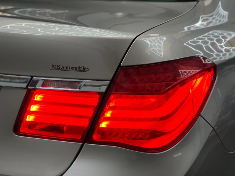 BMW SERIE 7 740D XDRIVE 306ch INDIVIDUAL FULL, GARANTIE 12 MOIS, HISTORIQUE COMPLET BMW