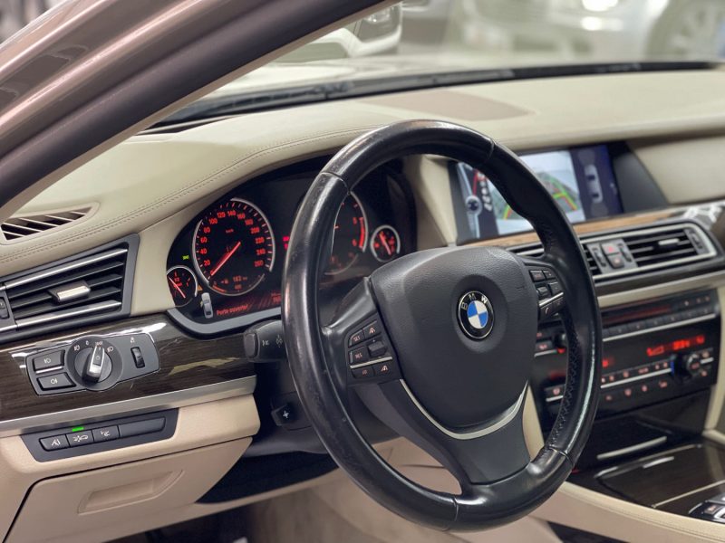 BMW SERIE 7 740D XDRIVE 306ch INDIVIDUAL FULL, GARANTIE 12 MOIS, HISTORIQUE COMPLET BMW