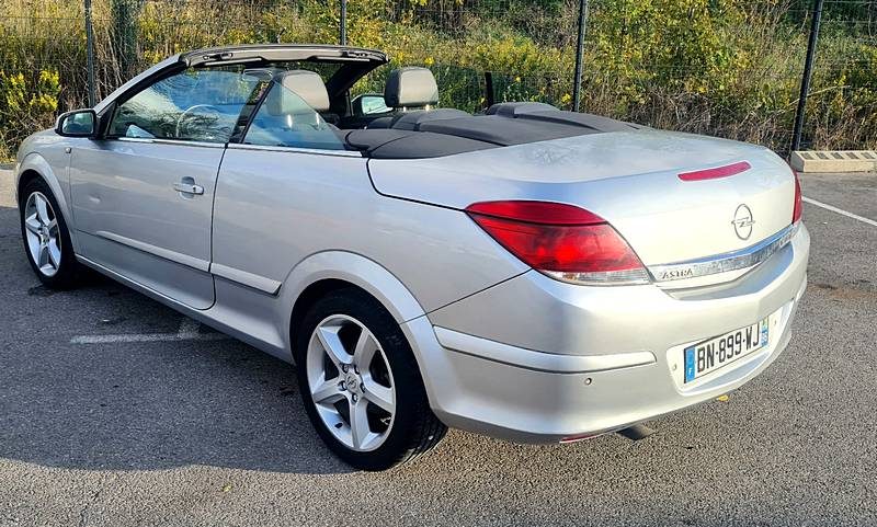 OPEL ASTRA 2007