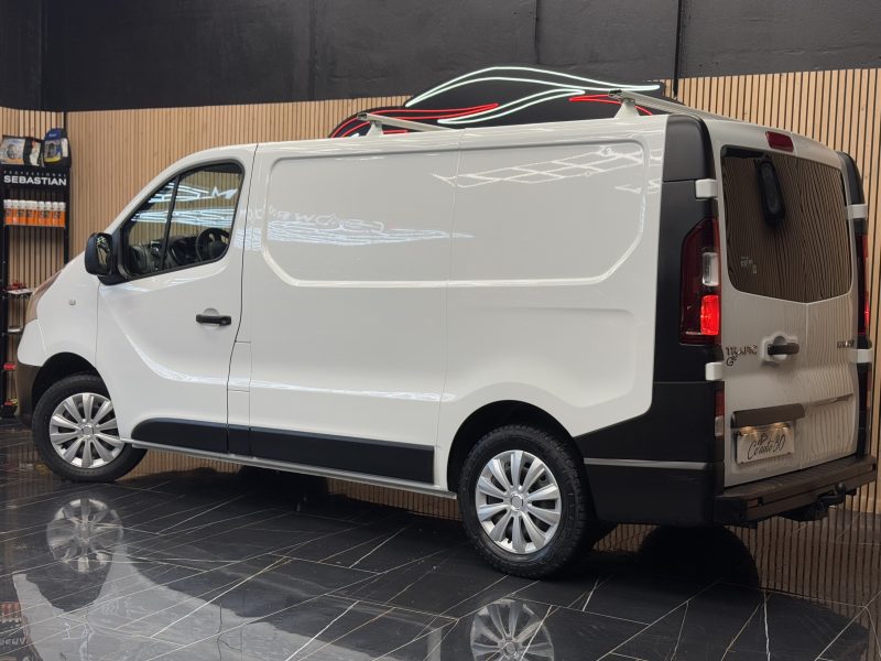 RENAULT TRAFIC III Camionnette 2019