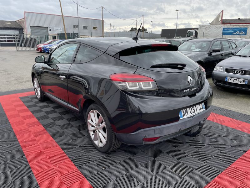 RENAULT MEGANE 2010