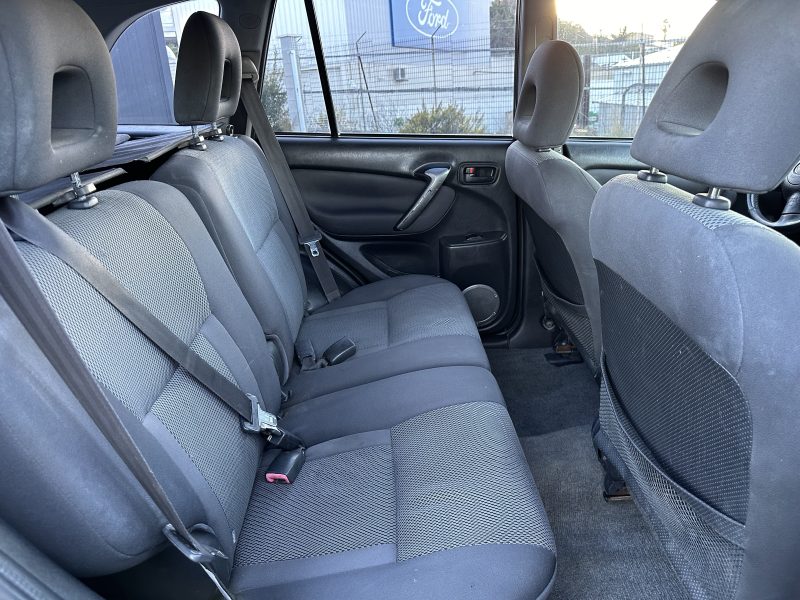 TOYOTA RAV 4 2.0 D-4D 4WD VX 115ch 4x4 