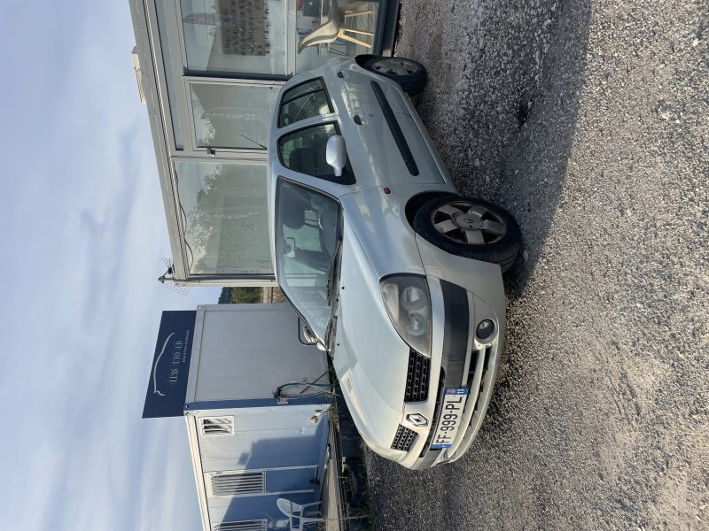 RENAULT CLIO II 1.5 DCI 