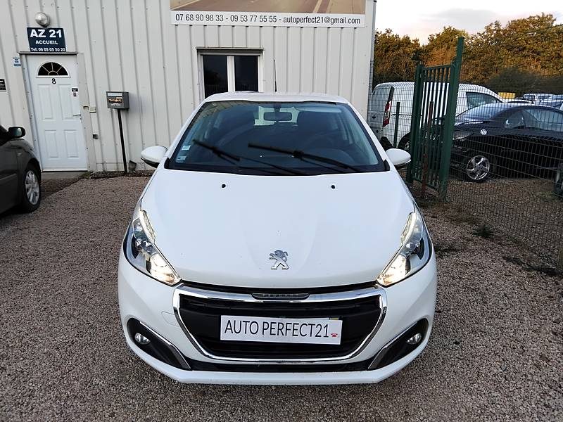 PEUGEOT 208 I 2015